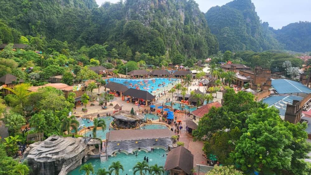 Sunway Onsen Hotspring 4 Pax Suite 2003 Neighbour Of Lost World Of Tambun Ipoh Extérieur photo